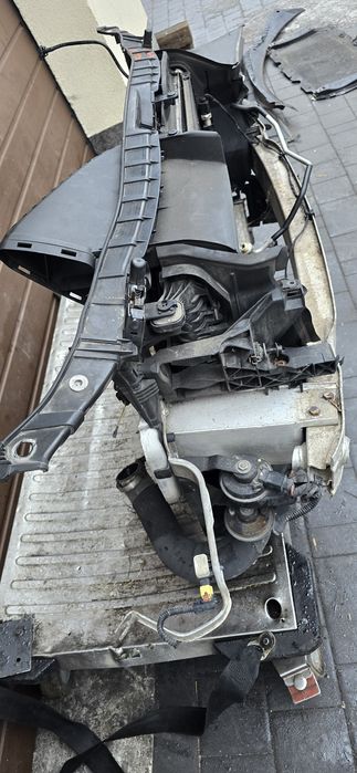 Pas przedni z chłodnicami Audi A6 C7 3.0 tdi Automat