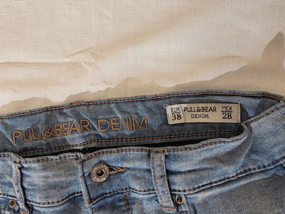 Spodnie Pull and Bear, 38 elastyczne