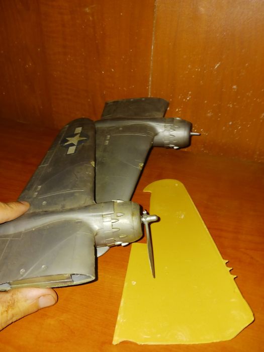 Pecas de aviao brinquedo