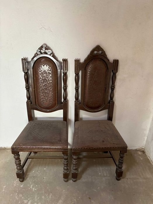 Cadeiras vintage padronizadas