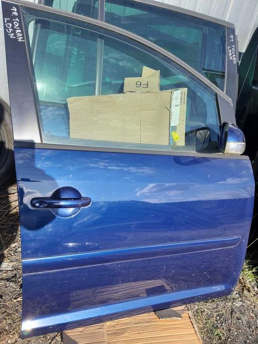 VW Touran 1T drzwi prawy przód prawe przednie kompletne bez lusterka lb5n