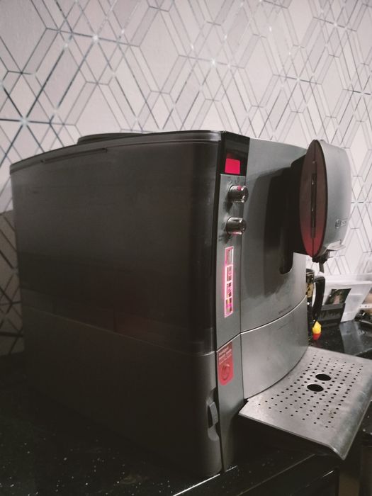 Ekspres ciśnieniowy do kawy