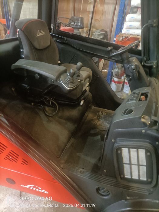Empilhador Linde 2.5 ton Diesel