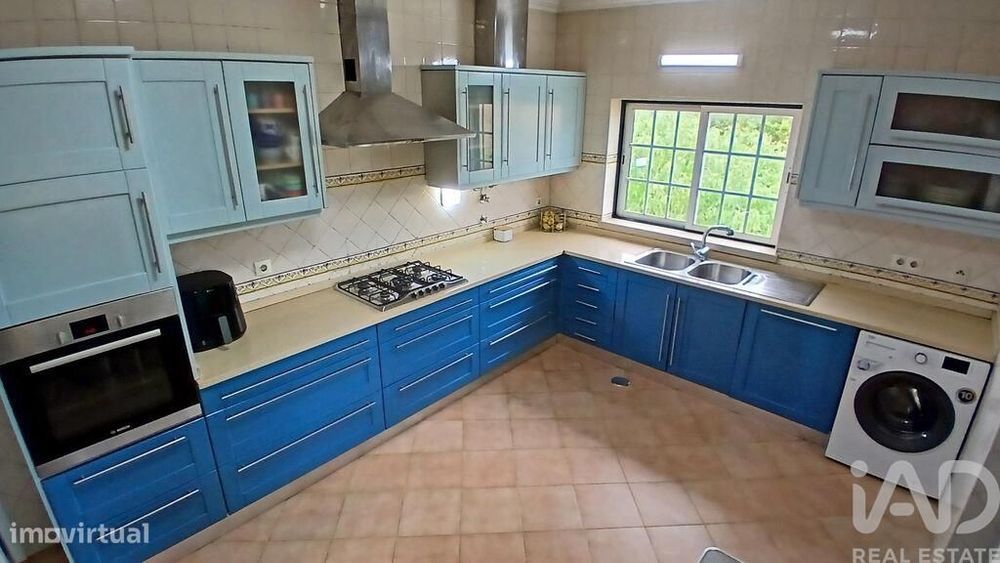 Casa / Villa T3 em Alvorninha de 150,9 m2