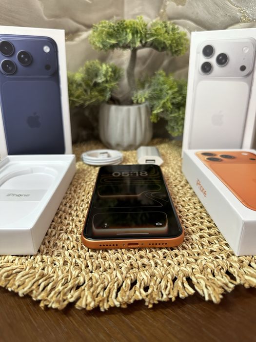 iPhone 17 Pro Orange 128Gb Xr в корпусі 17 Pro