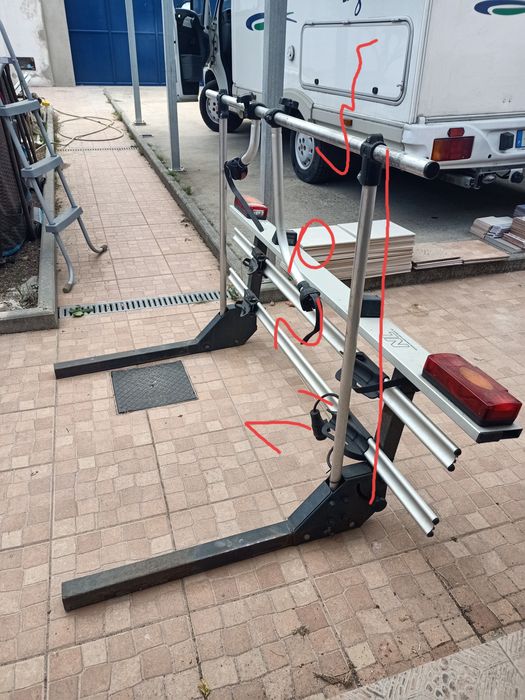 Suporte de autocaravana  para bicicletas ou mota