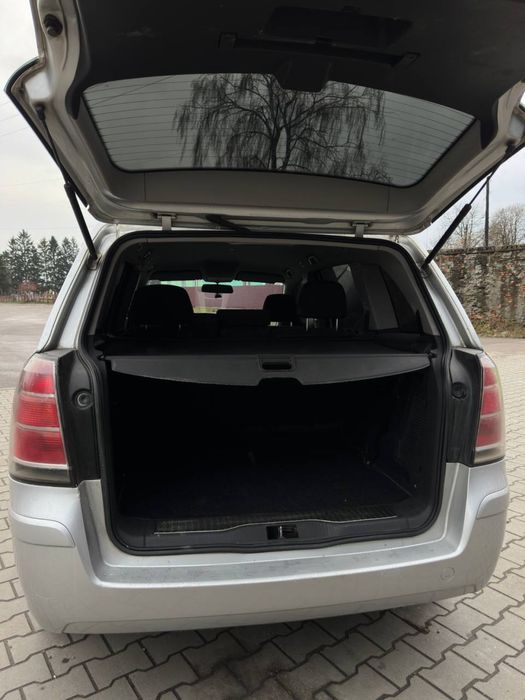 Продам Opel Zafira