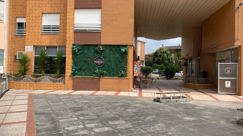 Trespasse de Cafe Snack Bar pronto a funcionar