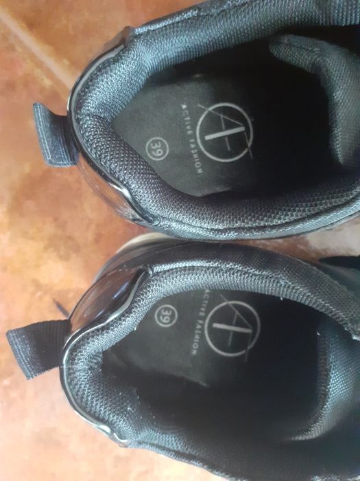 Sapatilhas usadas