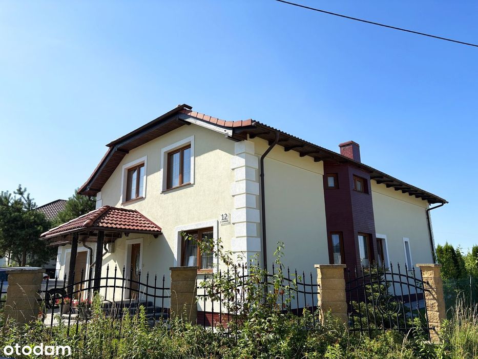 Dom 247 m² z ogrodem 693 m² | pompa ciepła 2025, PV, magazyny energii