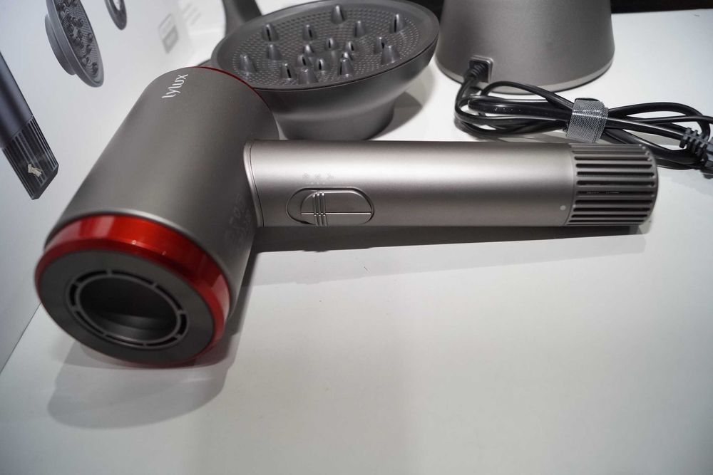 Lylux T3 Bezprzewodowa suszarka do włosów akumulatorowa 400W 110000obr