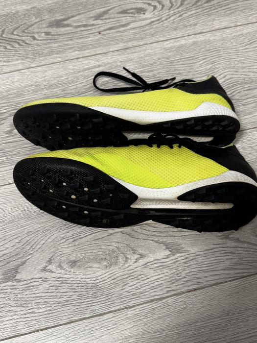 Футбольні бутси Adidas 43-44розмір