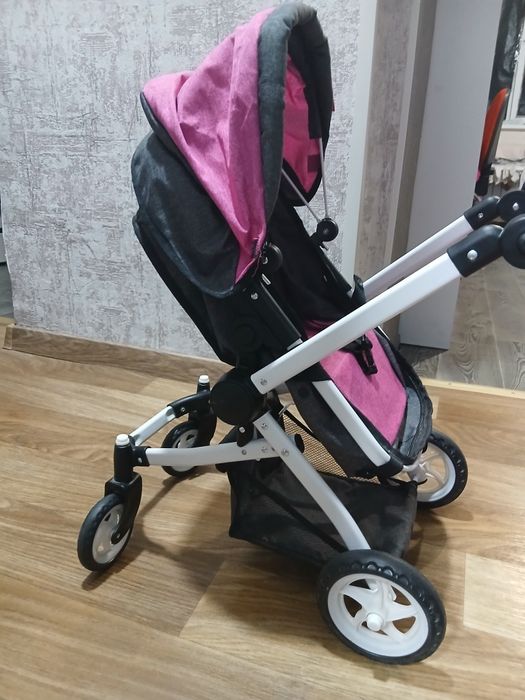 Детская коляска для кукол.