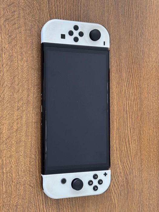 Nintendo Switch Completo com Acessórios Extras - Ainda com garantia