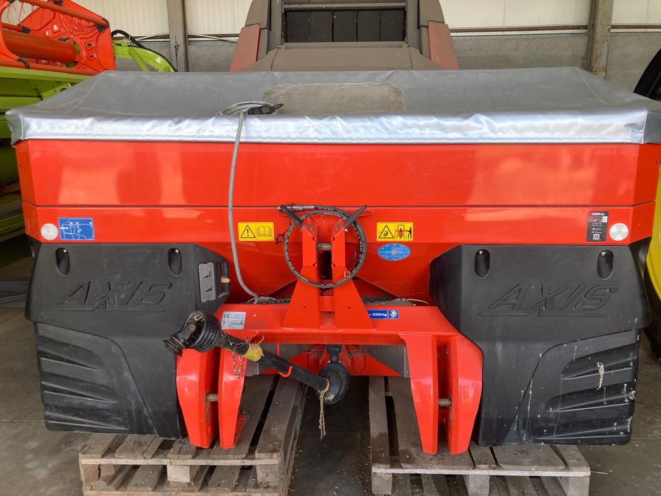 Rozsiewacz nawozów - Rauch Axis M