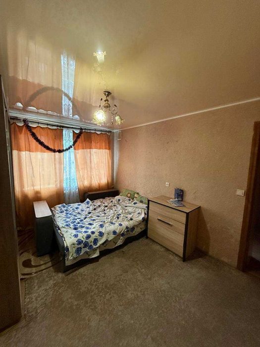 Недорого 1-кімнатна в цегляному будинку вул. Охтирська