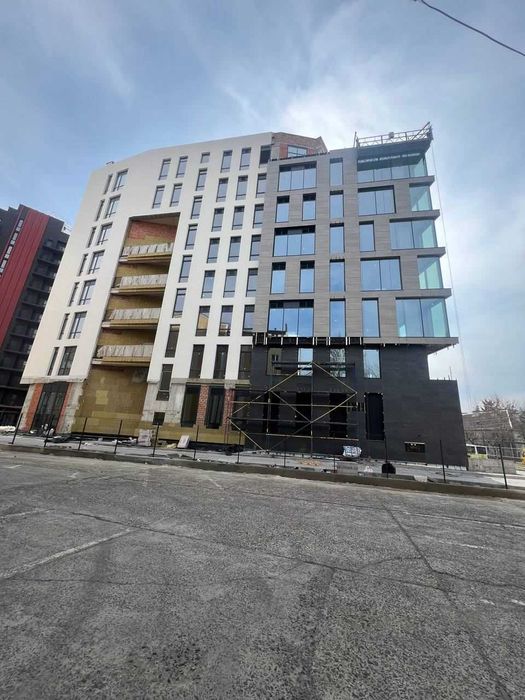 Продаж офісу у центрі Львова, БЦ Mill Town