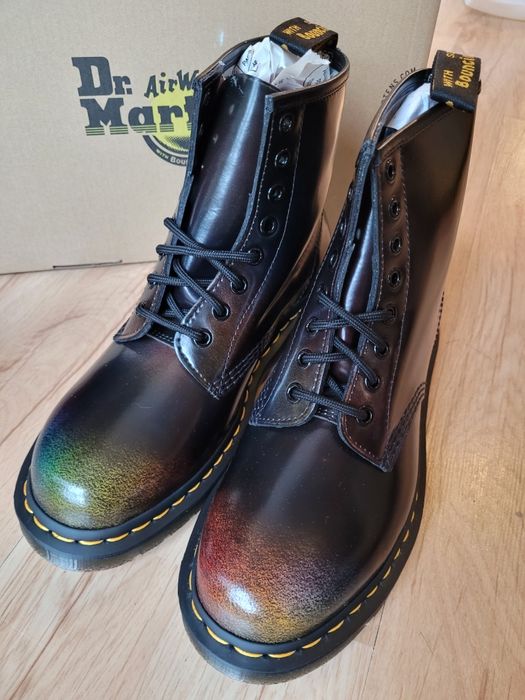 Dr. Martens glany Black Multi 1460 Rainbow Rub Off 39 EU