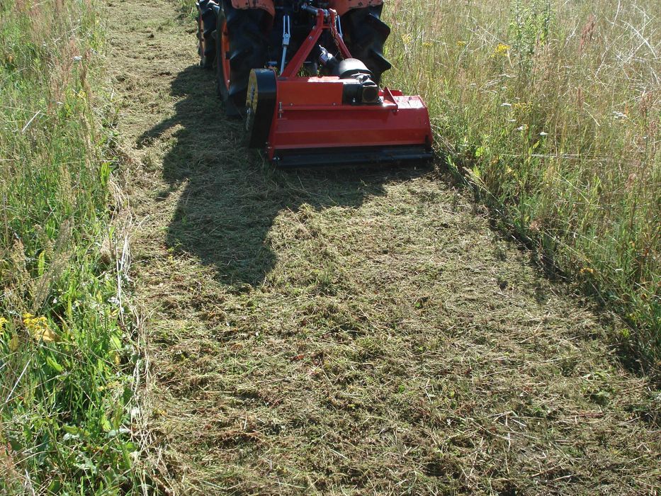 Kosiarka bijakowa Taro Agri EF135 młotki