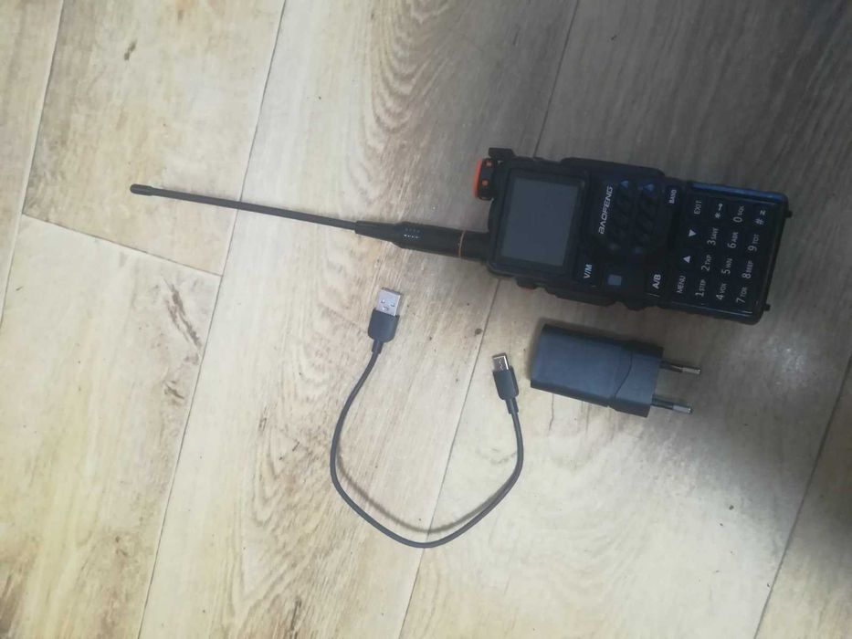 Продам Рация Baofeng UV-K5 Plus мощная 10Вт, зарядка USB type-c