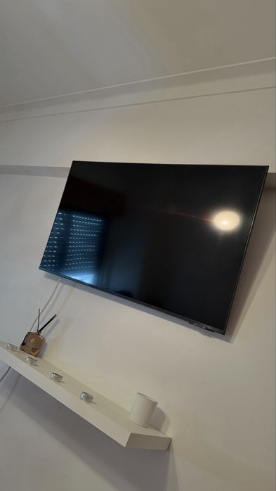 Samsung Smart TV 43" LED 4K 43DU8505