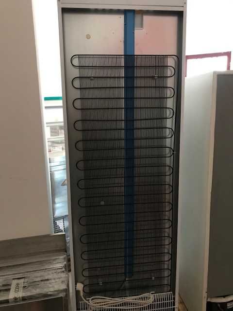 Armário vitrina refrigeração ventilada bebidas 380L =NOVO=