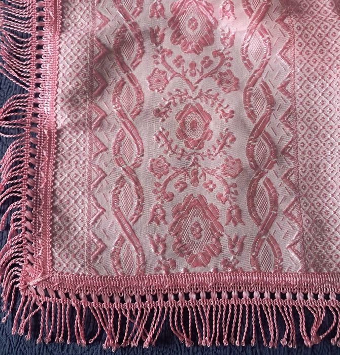 Lindíssimas Colchas Cor-de-Rosa para Cama de Casal