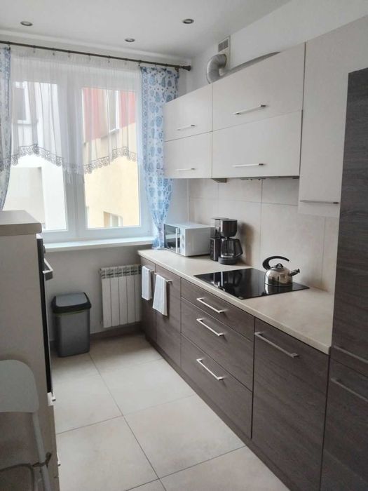 Batorego, 2-pokojowe, 54m2, I piętro, Umeblowane, Parking