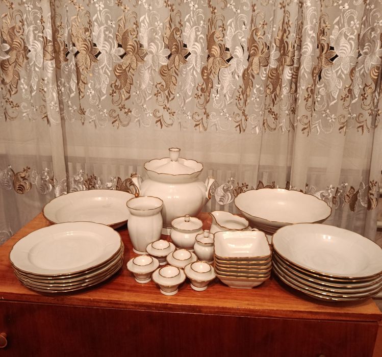 Фарфоровый столовый сервиз СССР