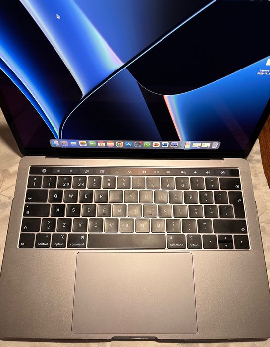 MACBOOK PRO 2019 com touch bar