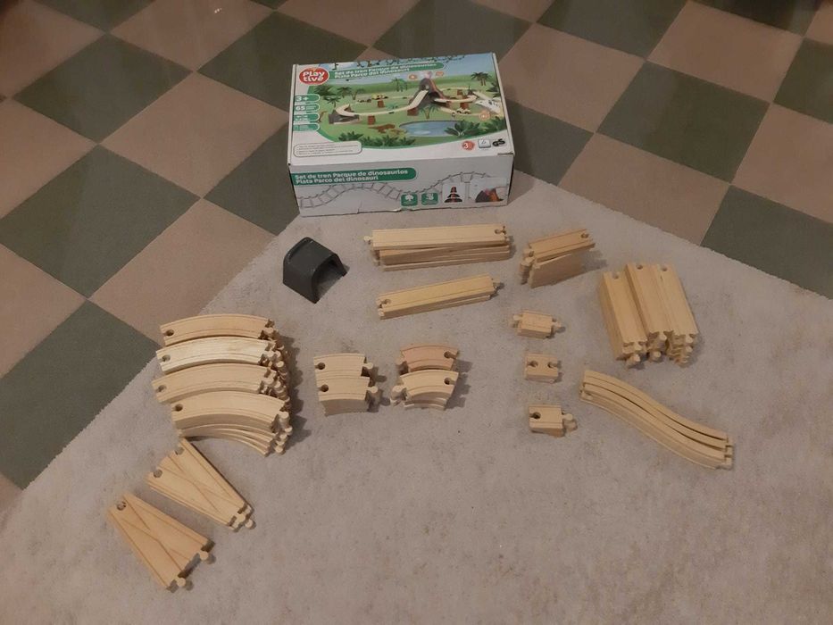 Pista de madeira comboios/carrinhos IKEA/LIDL