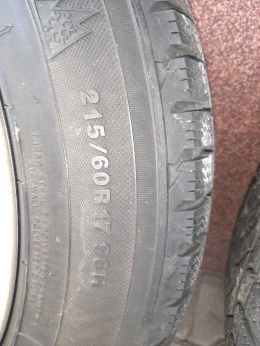 Felgi R17 5x120 z oponami zimowymi KUMHO 215/60 R16