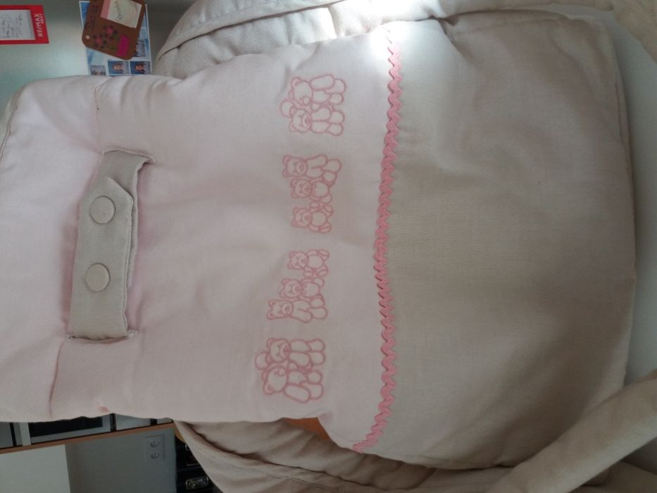 Conjunto de bebé marca João & Maria