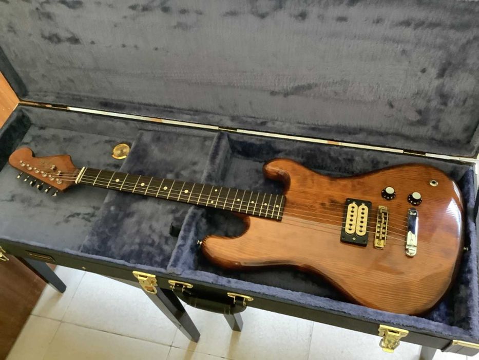 Guitarra italiana EKO