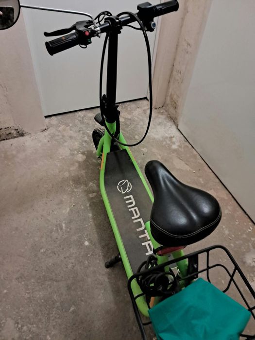 Hulajnoga elektryczna z siedzenim Manta