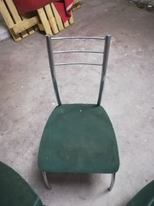 Mesa e.cadeiras de cozinha