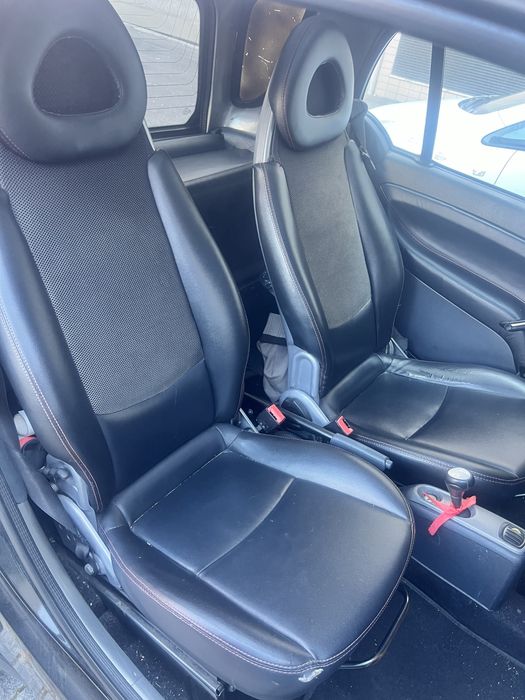 Smart fortwo preto