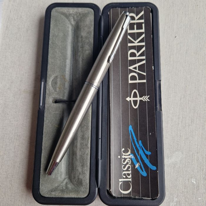 Caneta de tinta Parker Classic