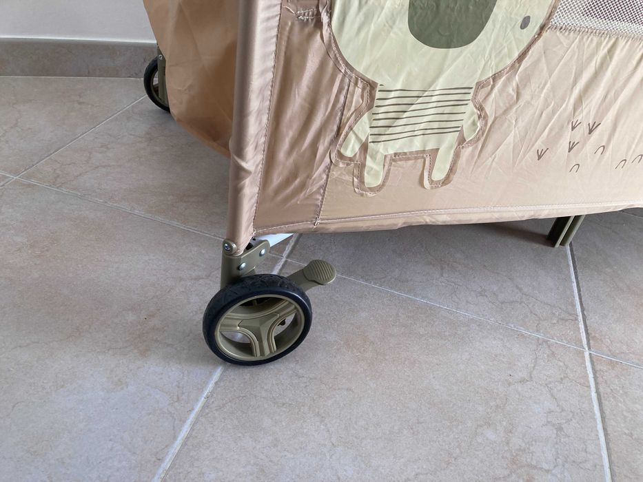 Cama Viagem Jané ótimo estado, com colchão suplementar, muito compacto