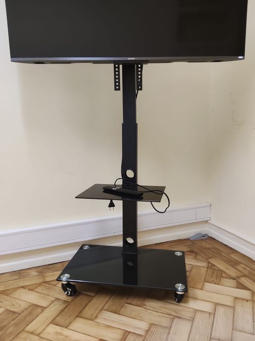 TV Xiaomi 43 polegadas + Base