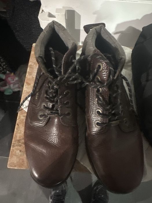 Botas em pele n42 impecaveis da lacoste originais