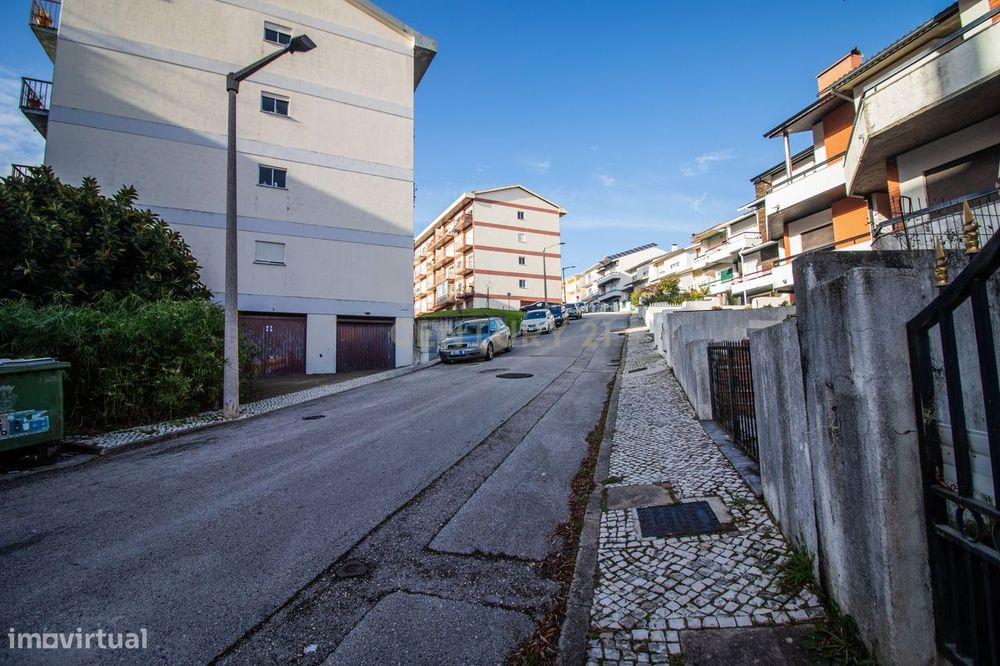 Garagem à venda em Tavarede, Figueira da Foz - 17m²