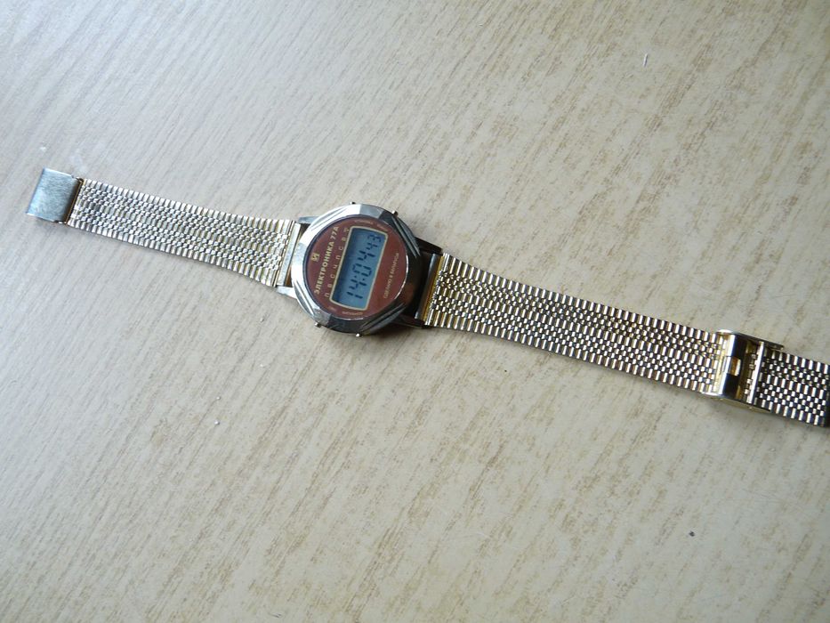 39.zegarek elektroniczny Elektronika 27 A