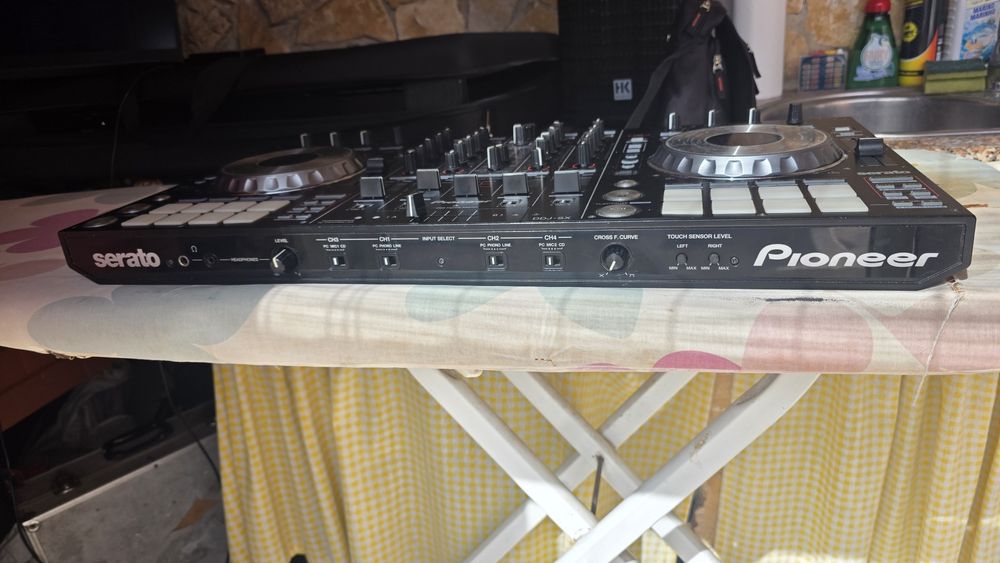 DJ Pioneer DDJ-SX 4 canais