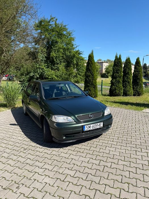 Opel Astra. 2001