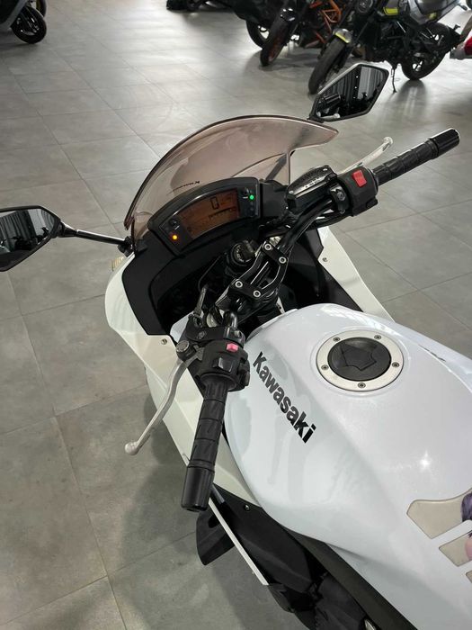 Kawasaki ER6F