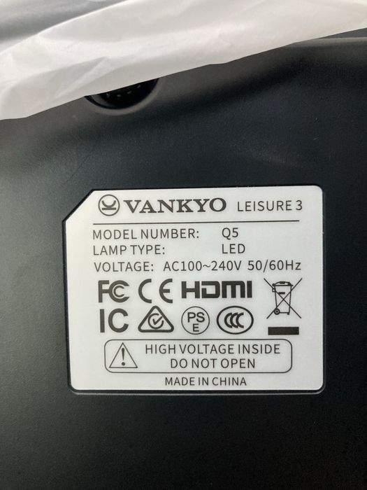 Проектор Vankyo Leisure 3