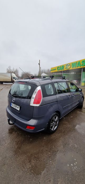 Mazda 5 (мінівен- універсал)