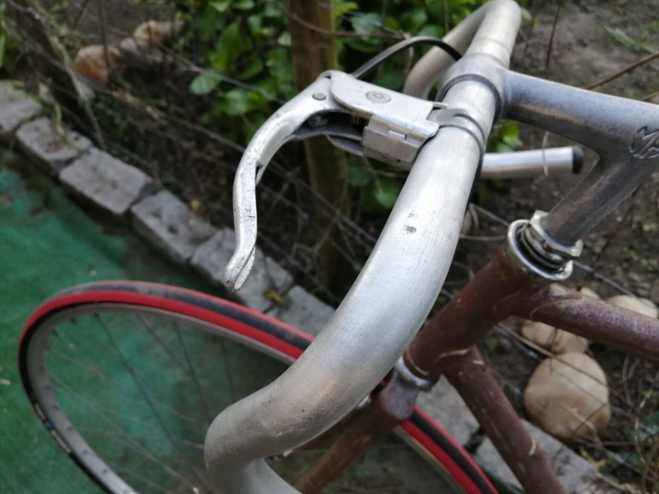 Bicicleta alumínio anos 70, competição. Projecto "Fixie" por terminar