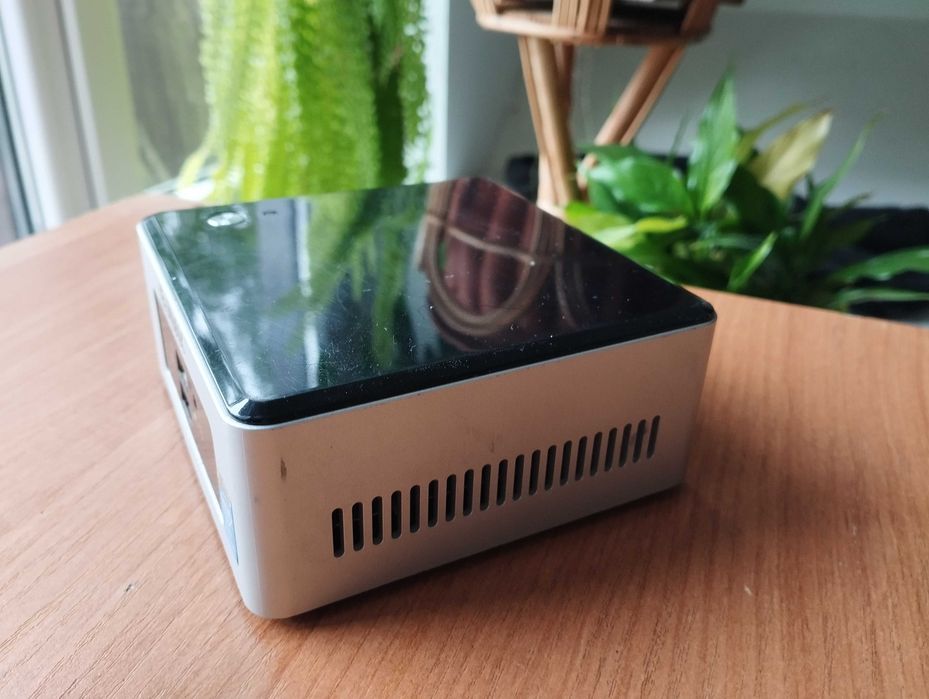 Mini Komputer Adax DELTA PRO MINI Pentium N3700 + 8GB RAM + 120SSD + WIN 10 + Zasilacz
